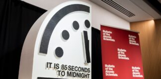 Часы Судного Дня Двигаются Ближе: Человечество Подходит к Беспрецедентному Мировому Риску