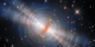 Вмираюча зірка «вилуплюється» на приголомшливому новому зображенні Hubble