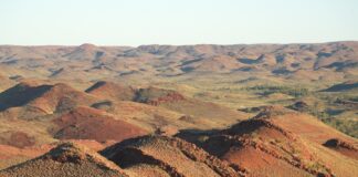 Рання Тектоніка Плит Підтверджена: Земна Кора Почала Рухатися 3,48 Мільярда Років Назад